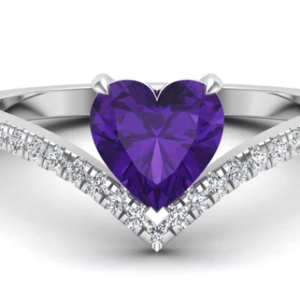 Lily Natural Heart Amethyst Ring
